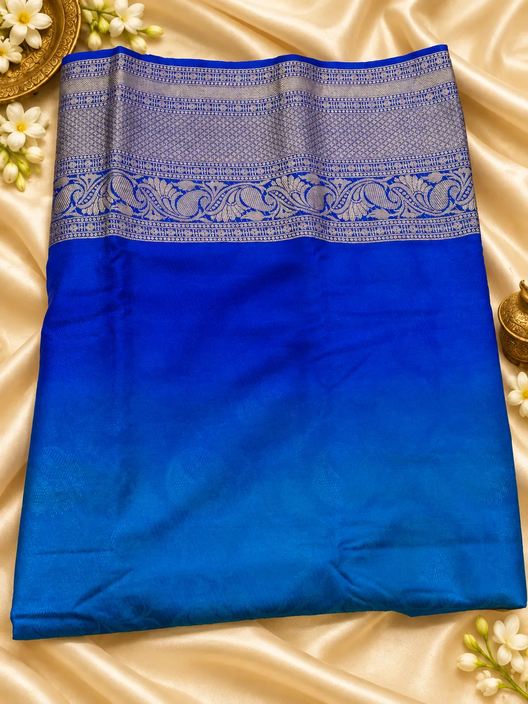 Royal blue Fancy 0 to 100 Double Shade saree, folded, with silver zari border